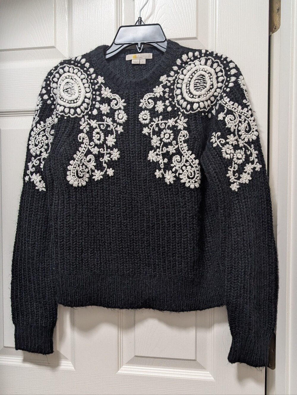 Boden Fluffy Rib Embroidered Sweater Size Small S Black White